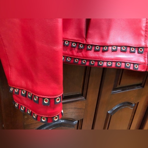 HP🎉 St John Sport by Marie Grey 100% Red Leather Grommet Full Zip Jacket Sz P - Picture 12 of 12